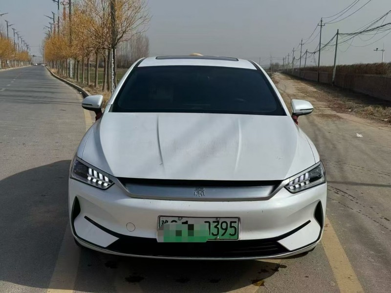 新乡23年比亚迪秦1