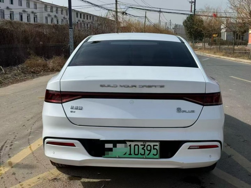 新乡23年比亚迪秦9