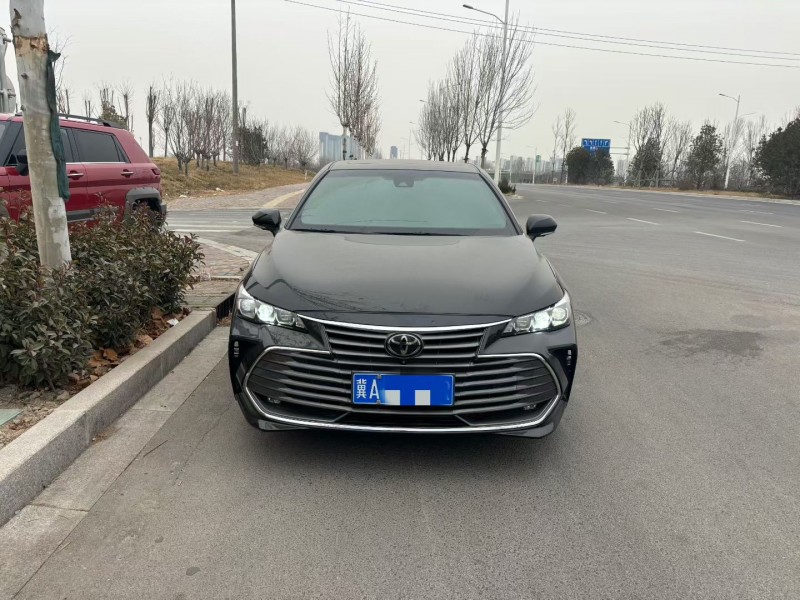 石家庄20年丰田亚洲龙1