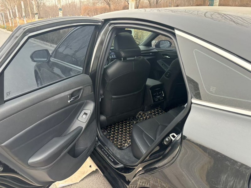 石家庄20年丰田亚洲龙9