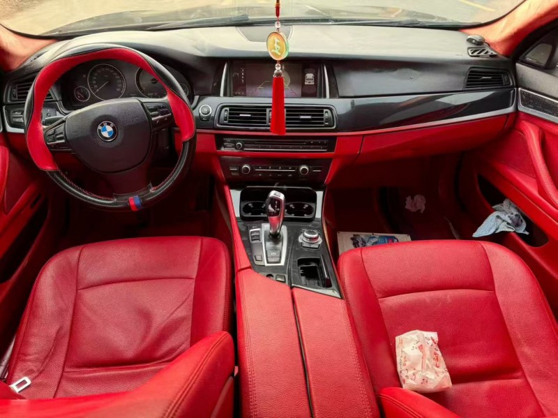 新乡12年宝马5系4