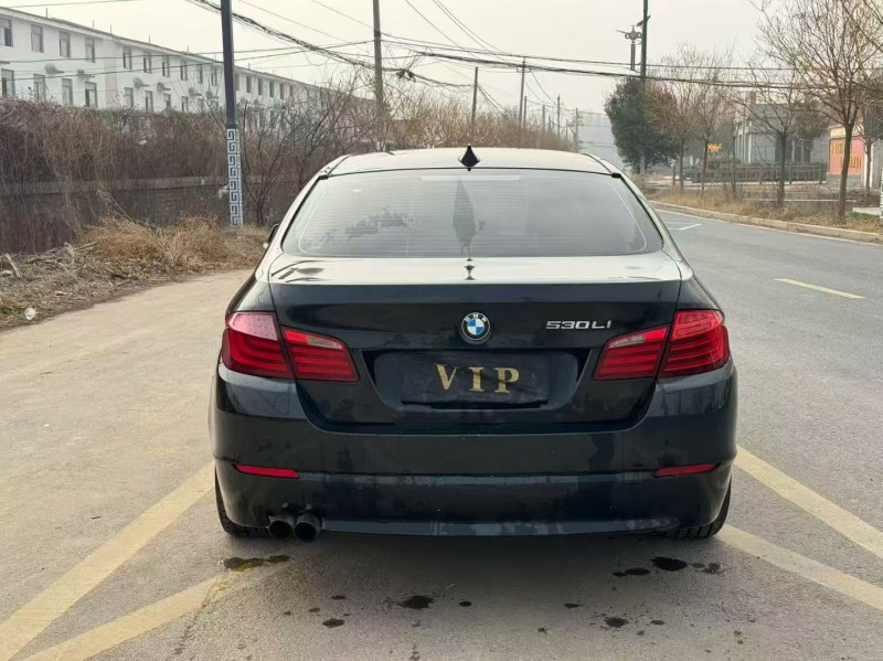 新乡12年宝马5系9