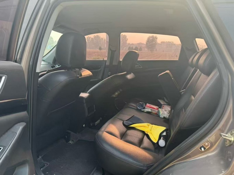 新乡16年猎豹汽车CS106