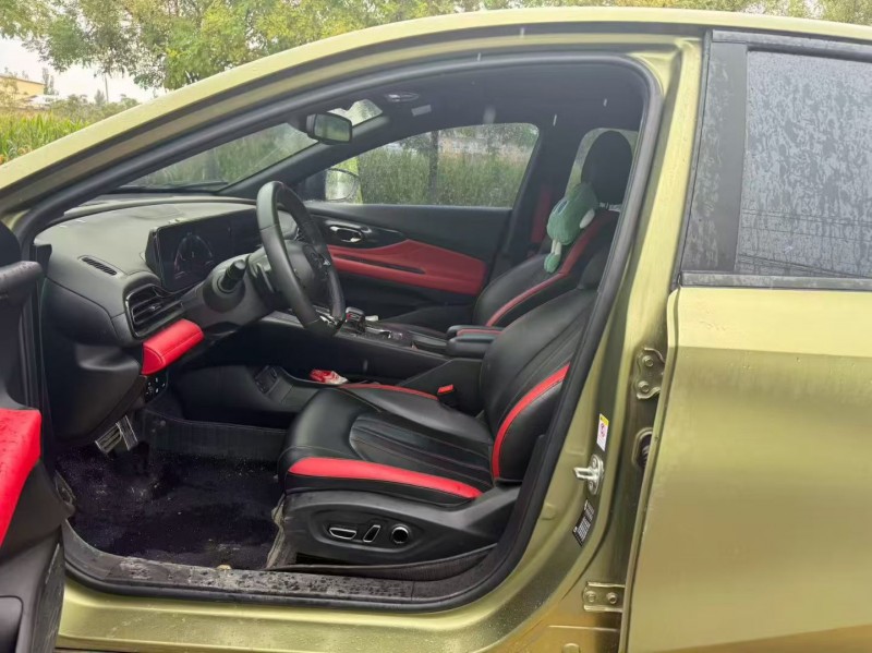 新乡21年传祺影豹4