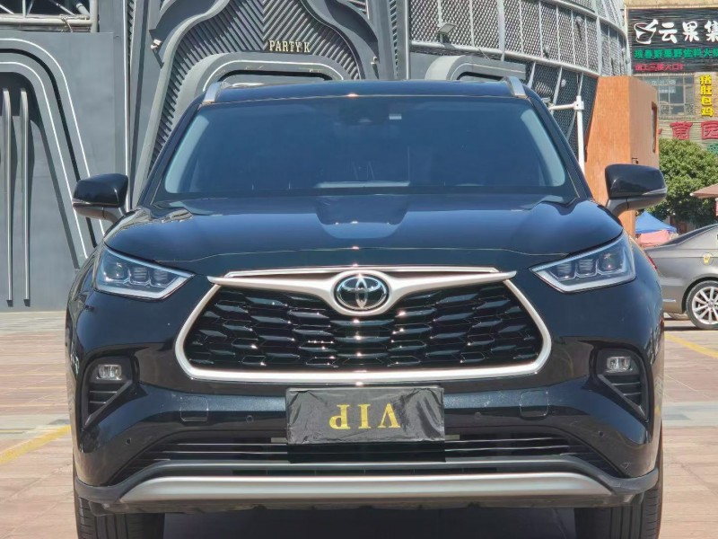 昆明25年丰田汉兰达1