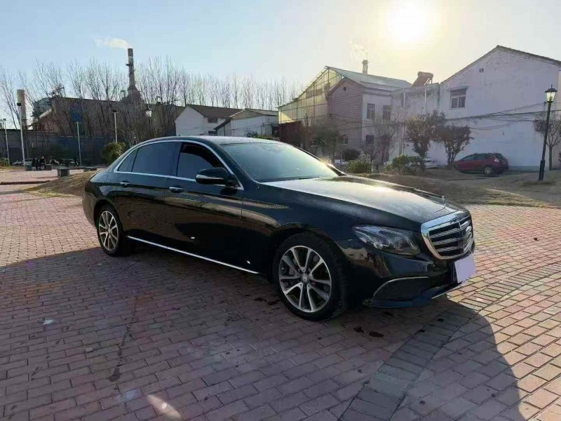 新乡17年奔驰E3