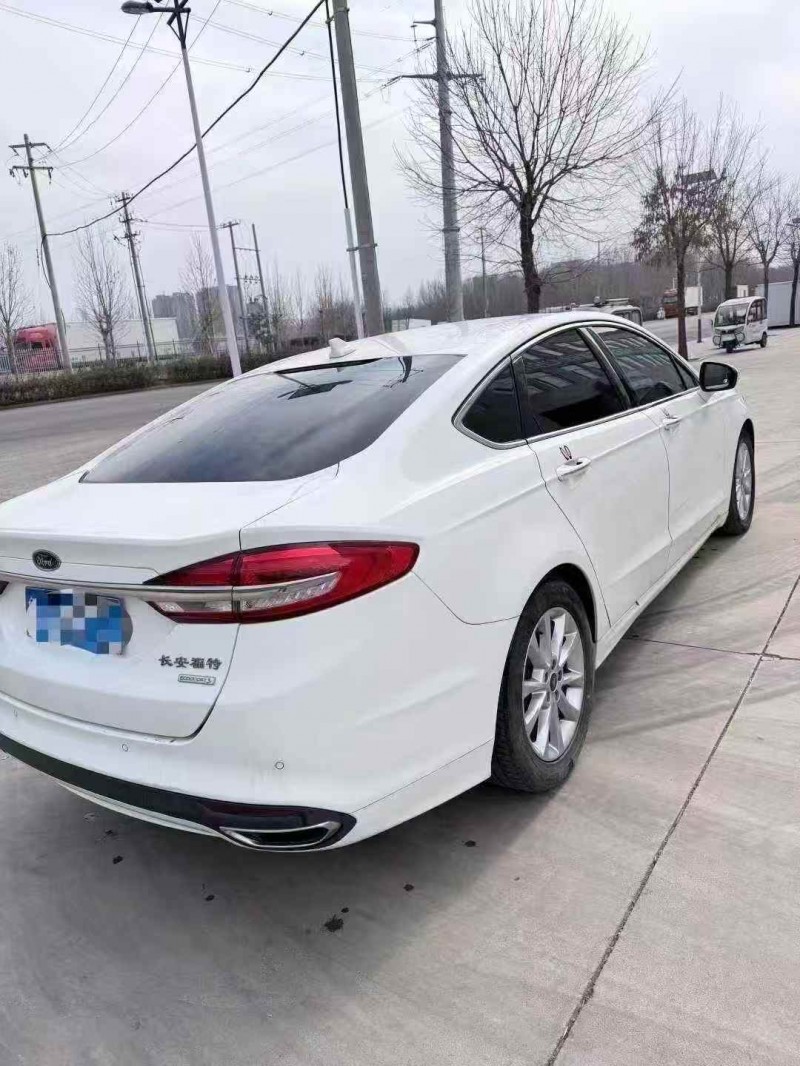 泰安18年福特蒙迪欧8