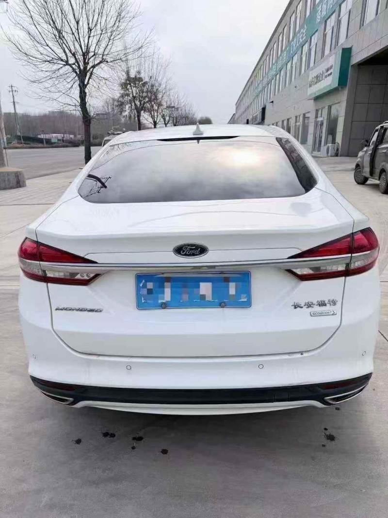 泰安18年福特蒙迪欧9
