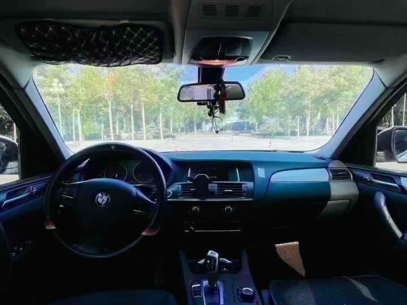 东营16年宝马X35