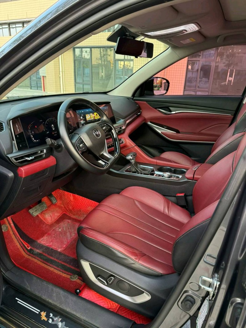 南昌21年长安汽车CS754