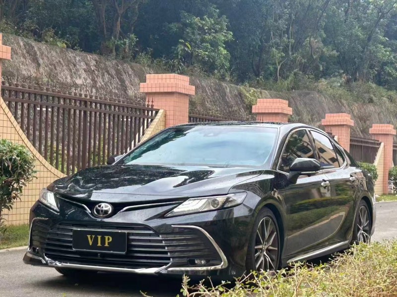 东莞23年丰田凯美瑞7