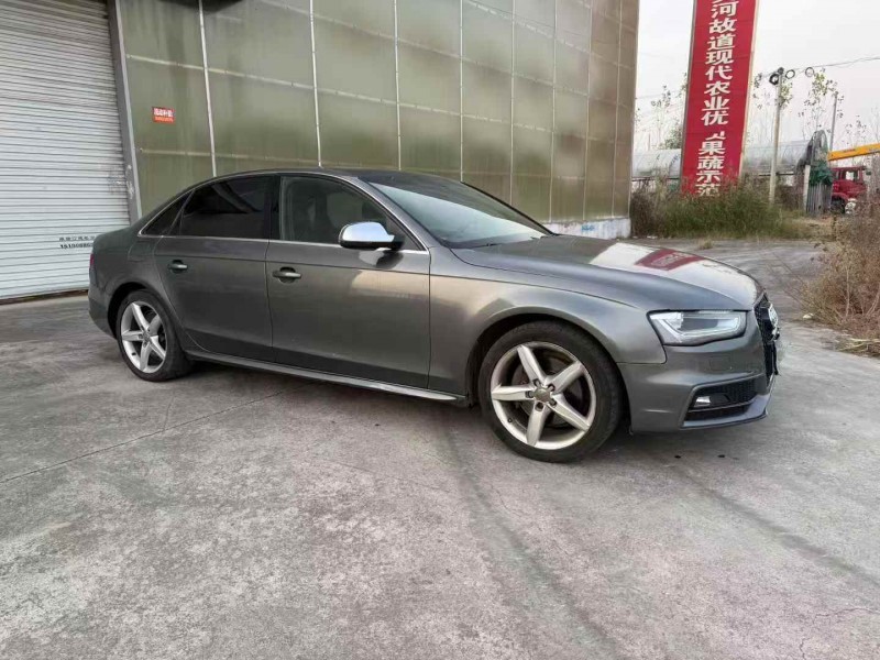 徐州14年奥迪A4L3