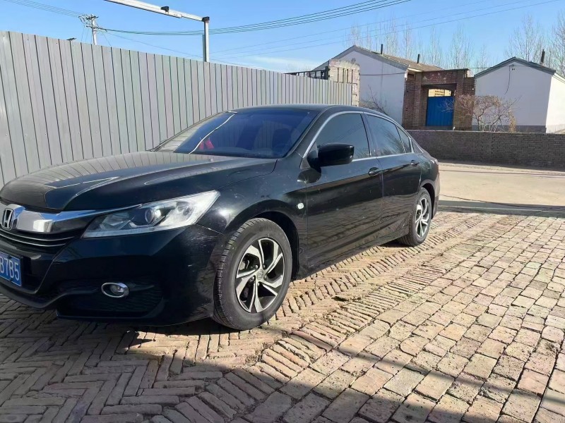 廊坊18年本田雅阁2