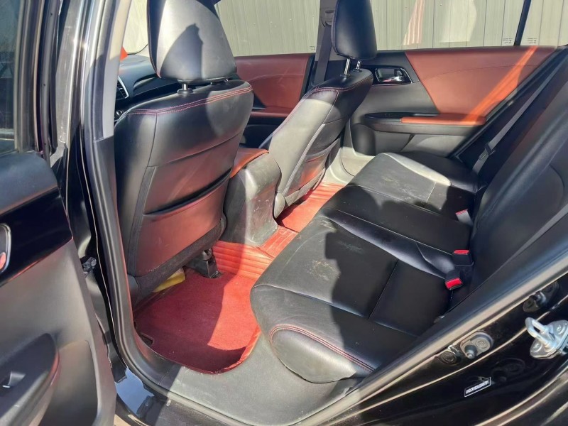 廊坊18年本田雅阁4