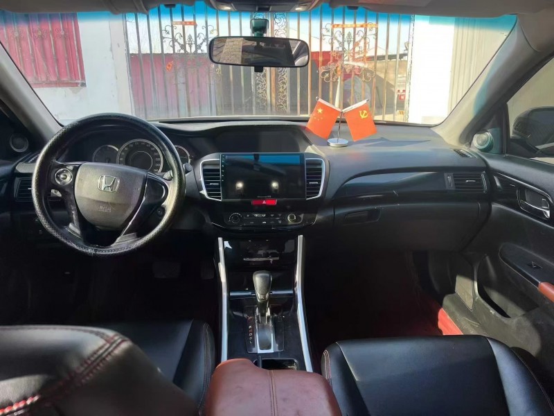 廊坊18年本田雅阁5