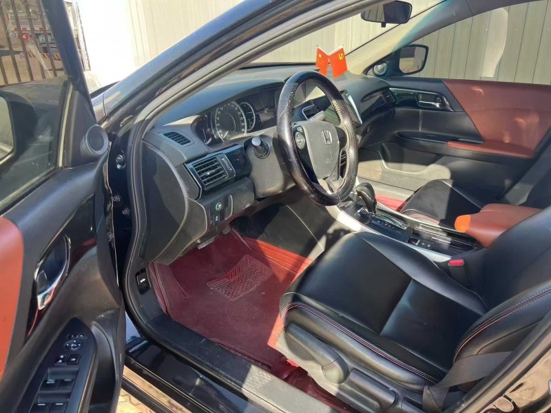 廊坊18年本田雅阁6