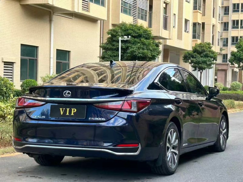 东莞23年雷克萨斯ES5