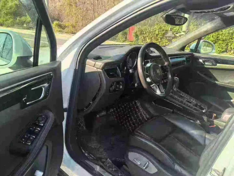 荆门16年保时捷Macan7