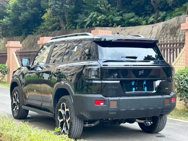 东莞25年奇瑞捷途7