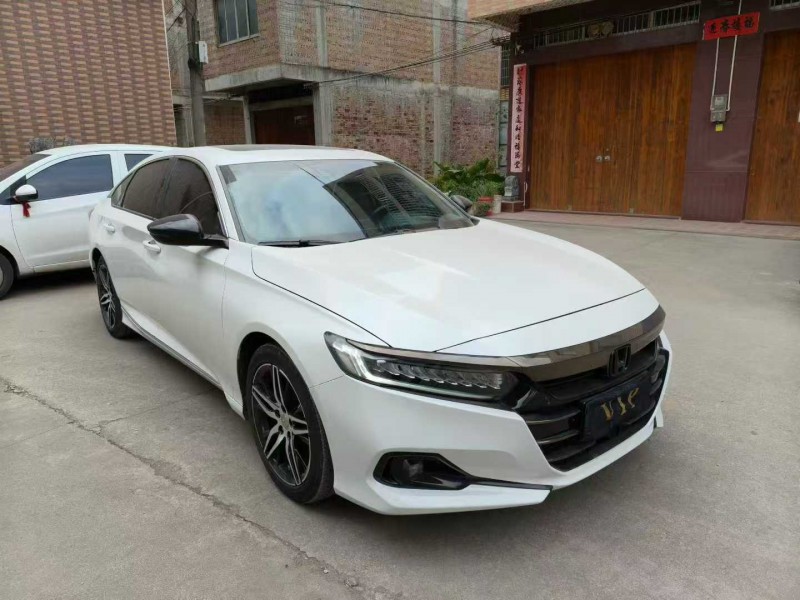 百色23年本田雅阁3