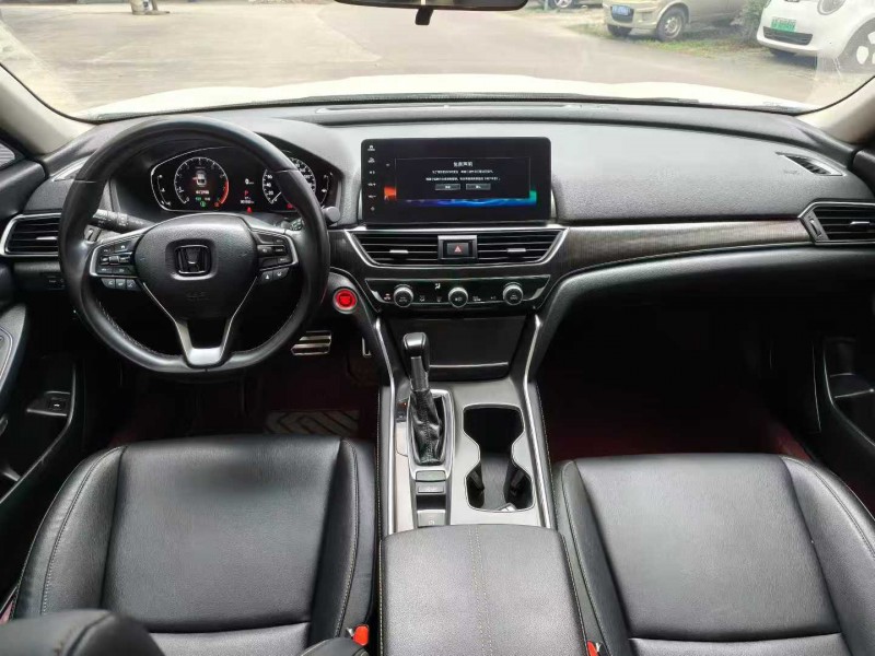 百色23年本田雅阁5