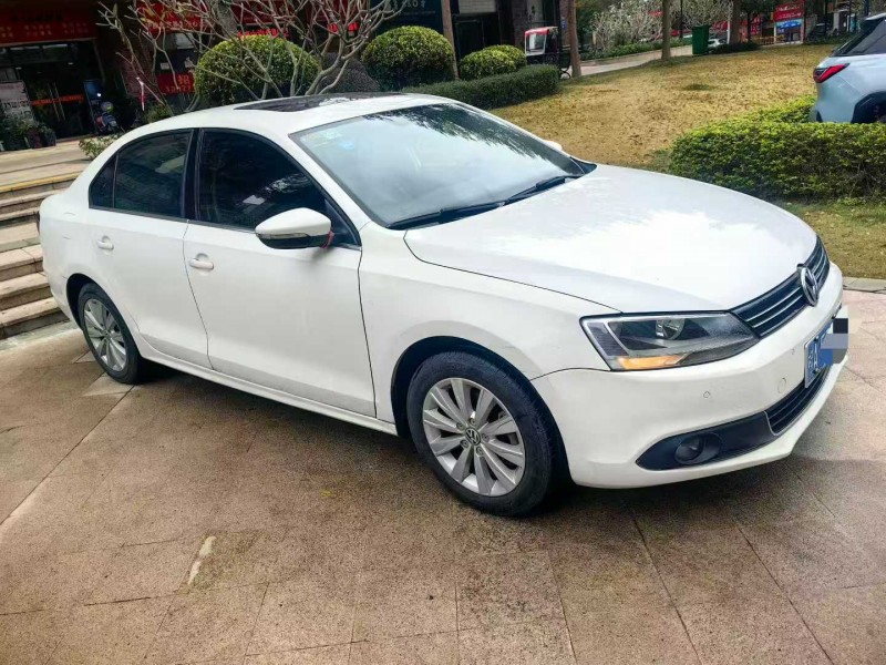 百色14年大众速腾2