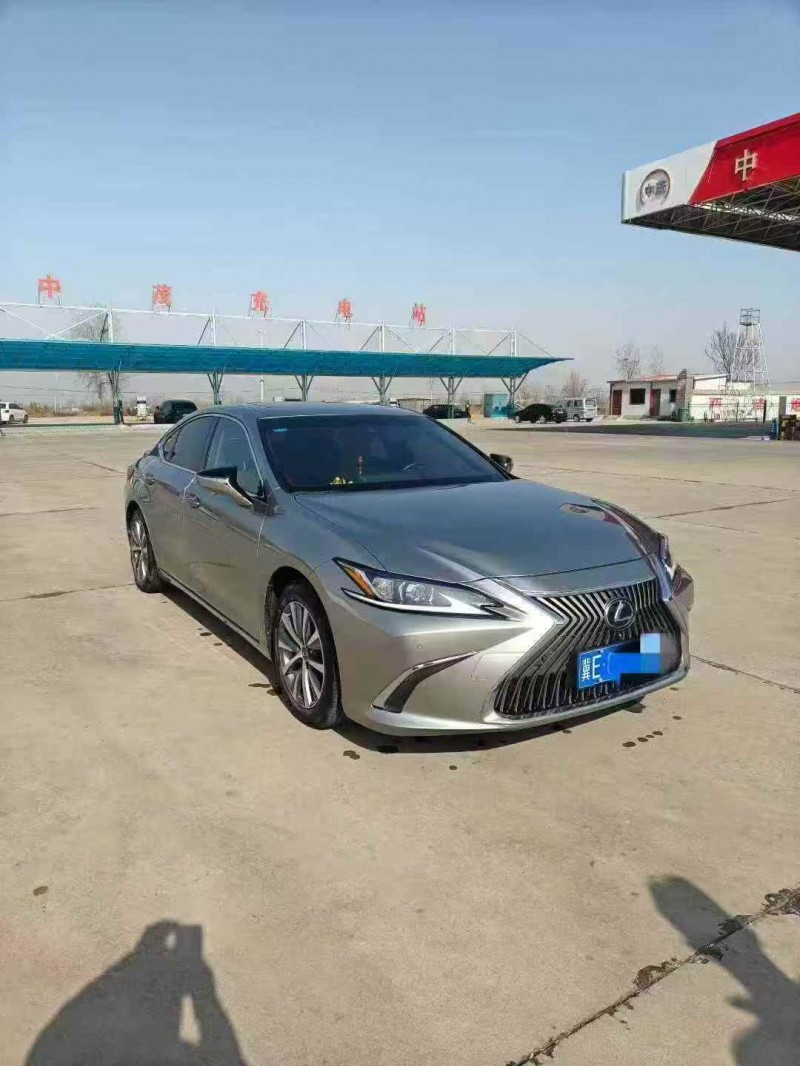 保定20年雷克萨斯ES2