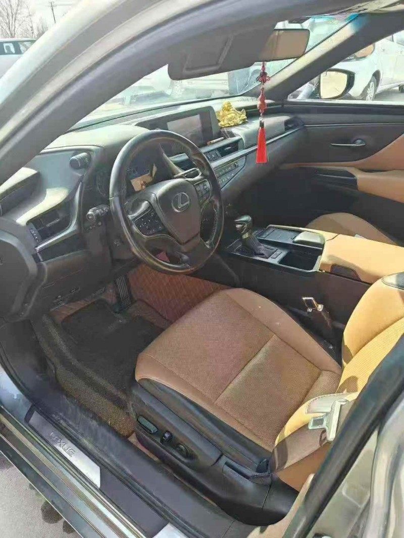 保定20年雷克萨斯ES4