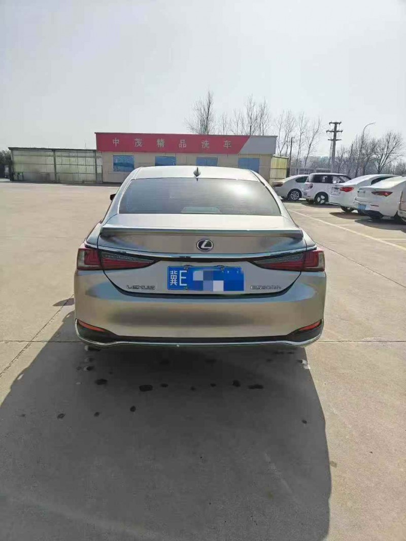 保定20年雷克萨斯ES9