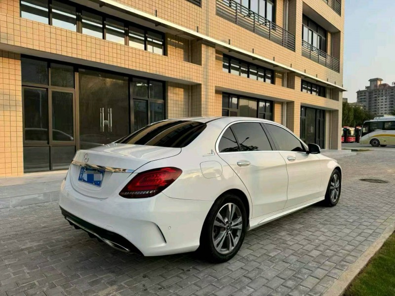 广州19年奔驰C5