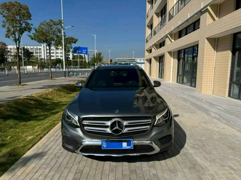 广州17年奔驰GLC1