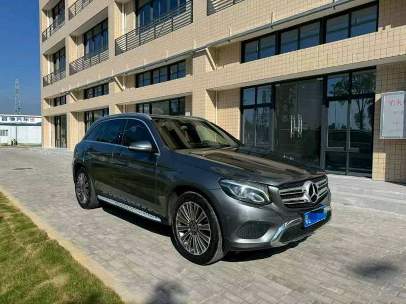 广州17年奔驰GLC3