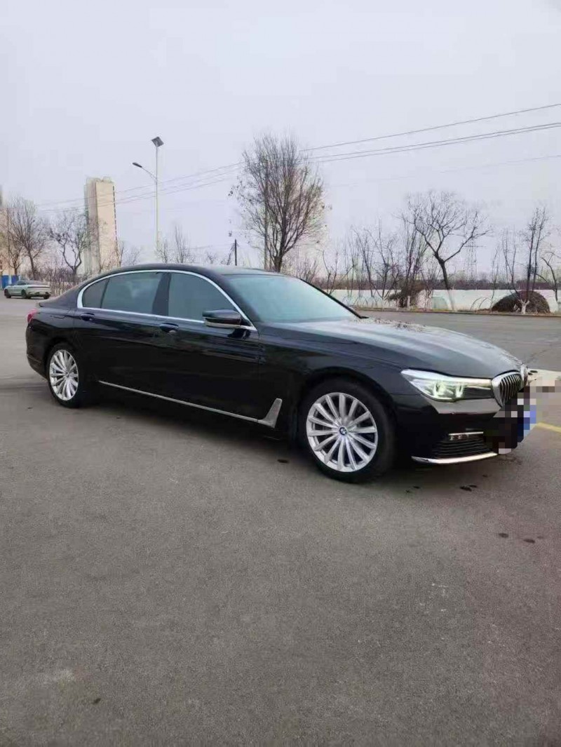 保定19年宝马7系3