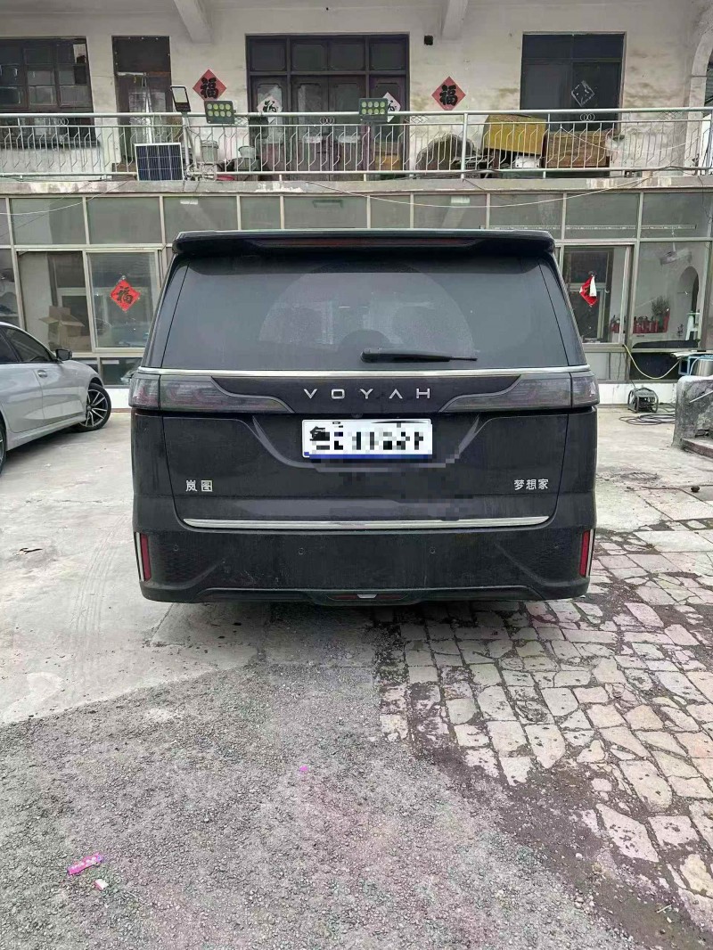 潍坊23年岚图汽车梦想家8