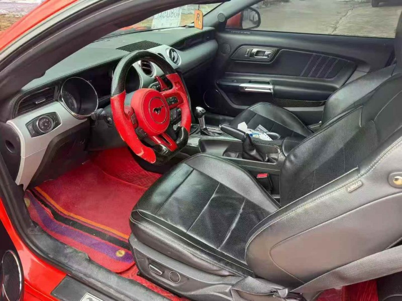 徐州15年福特野马6