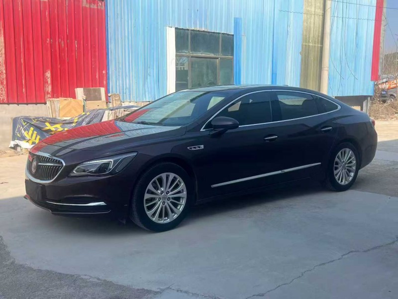 徐州17年别克君威3