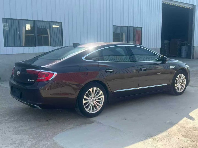 徐州17年别克君威4