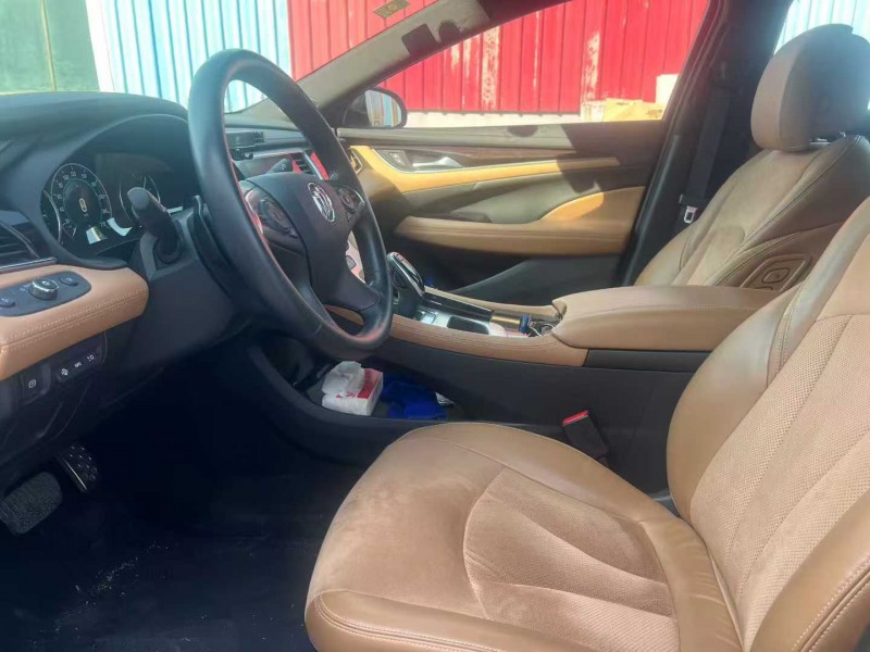 徐州17年别克君威6