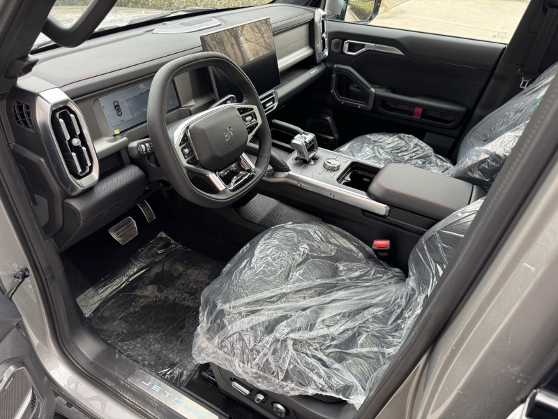 济宁25年奇瑞捷途7