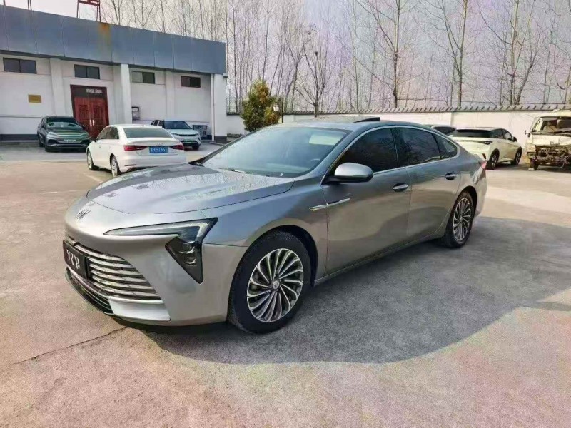 南通23年别克君越2