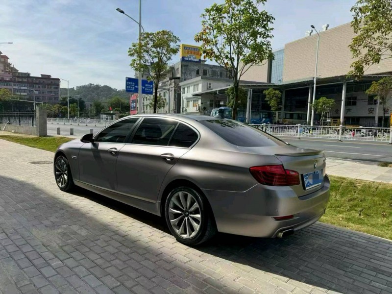 广州16年宝马5系5
