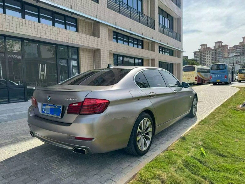 广州16年宝马5系6
