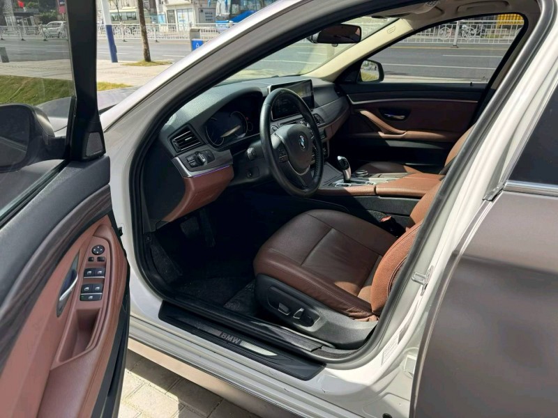 广州16年宝马5系7