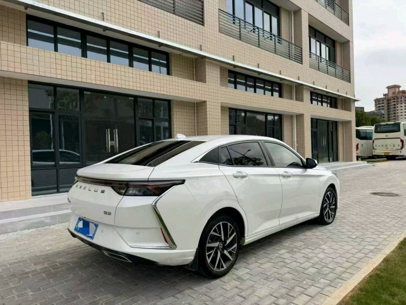 广州20年东风奕炫5