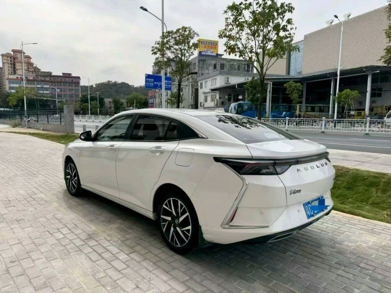 广州20年东风奕炫6