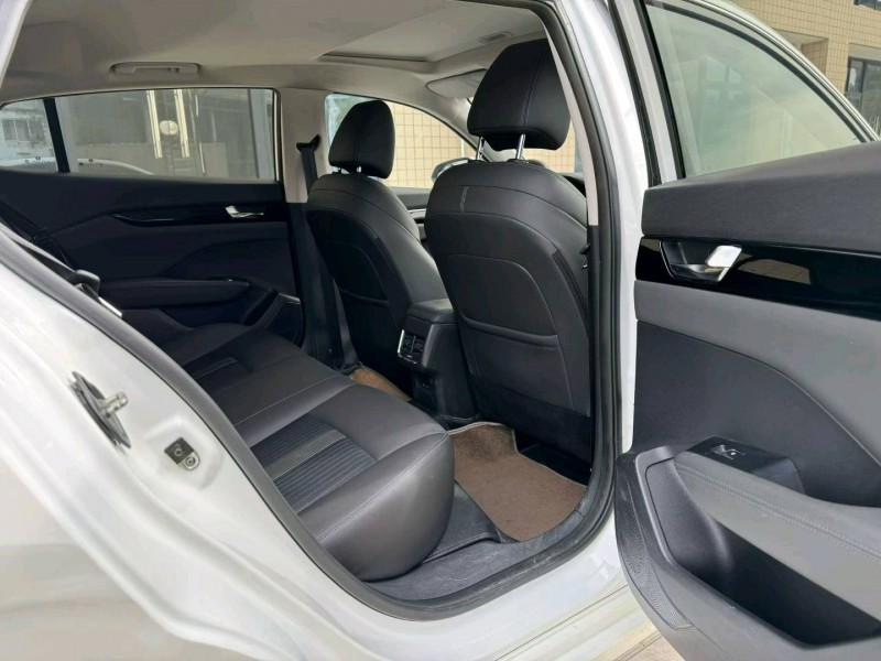 广州20年东风奕炫7