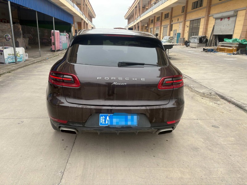苏州17年保时捷Macan9