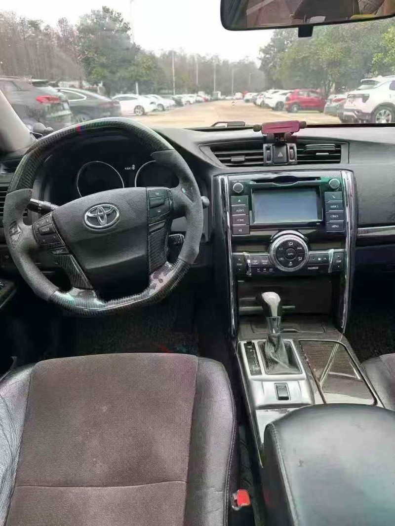 宁波16年丰田锐志8