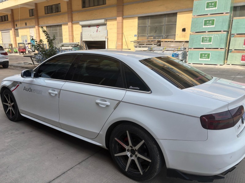 苏州15年奥迪A4L8