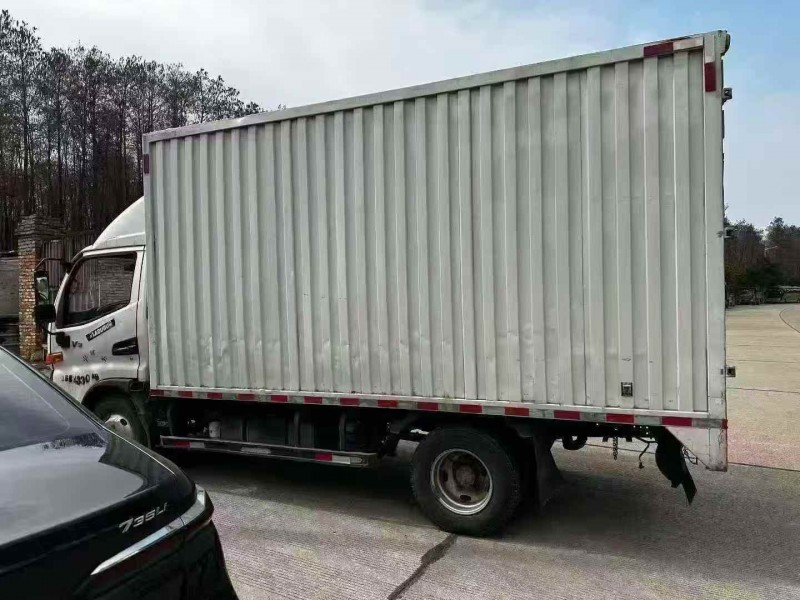 舟山19年江淮新骏铃8